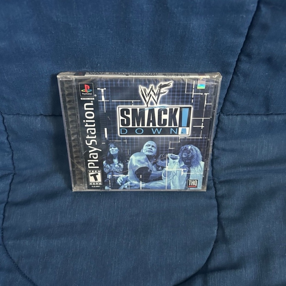WWF SmackDown (Sony PlayStation 1, 2000) - SEALED
